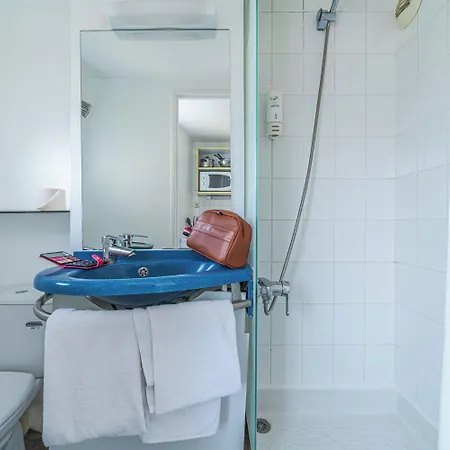 Montempo Hotel apartamentowy Courcouronnes